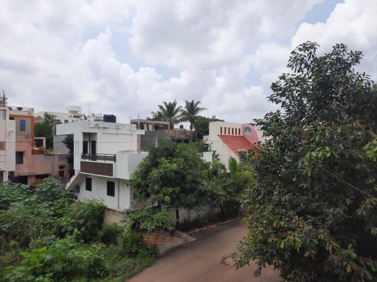 Solapur Home Stays Apartment
