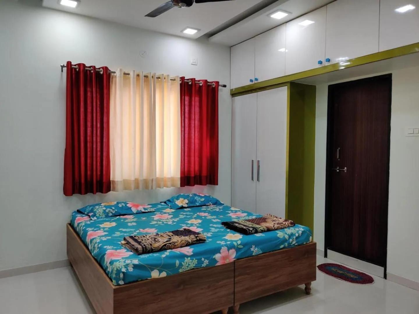 Solapur Home Stays * Solapur