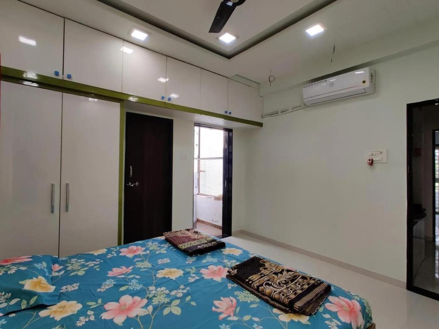 Apartment Solapur Home Stays